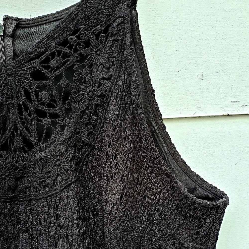 London Times Black Lace Sleeveless Dress - 16 - Picture 4 of 8